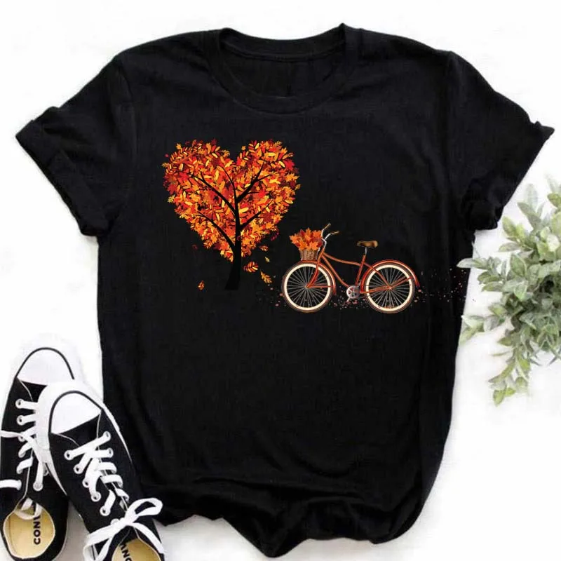 女性の新しいスタイルの傾向かわいいファッションSweet Loveバレンタインの女性服のトップゴKawaii心臓グラフィック印刷でTシャツシャツ